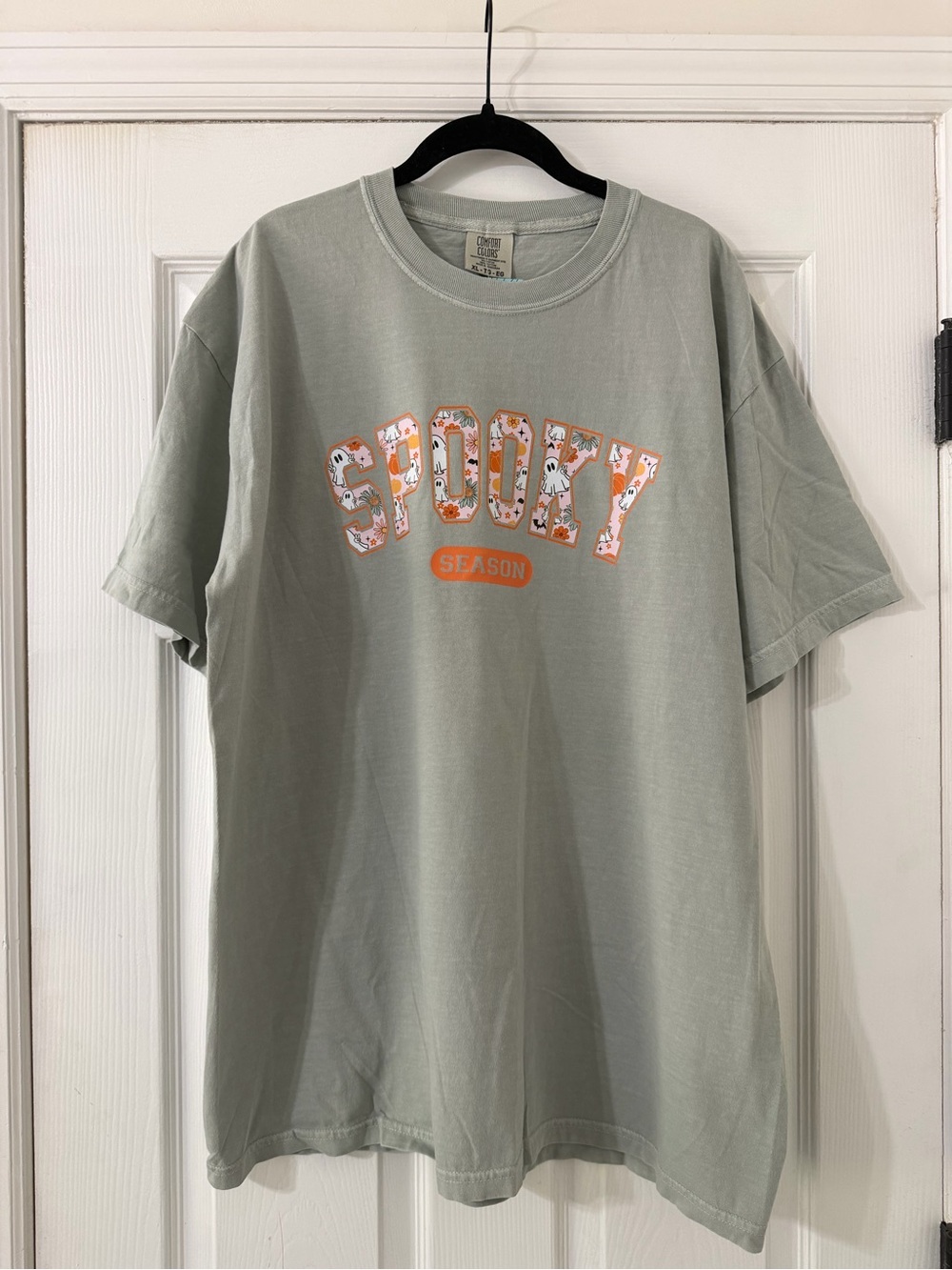 Halloween Women’s Spooky Season Graphic Tee - Sage Green